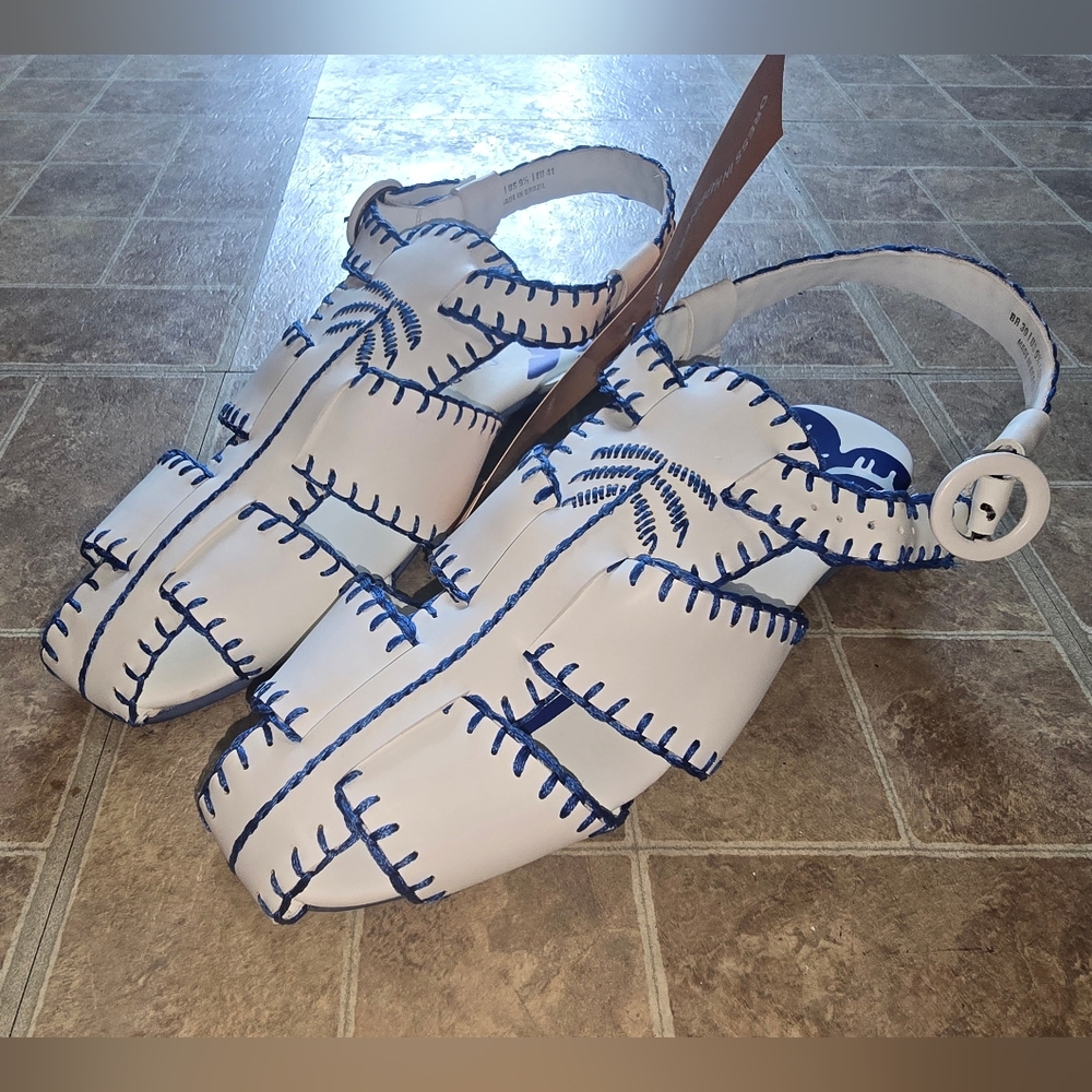 NWT FARM Rio Blue Palm Tree Embroidered Sandals Size 9.5 - Picture 5 of 5